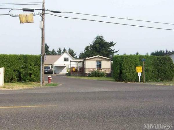 Photo of Sherwood Mobile Home Park, Hubbard OR