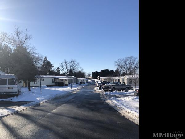 Photo of Log Cabin Court Mobile Home Park, East Earl PA