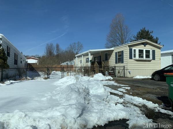 Photo of Roberts Mobile Home Park, Wappingers Falls NY