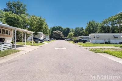 Photo 4 of 20 of park located at 199 Single Tree Dr. Cleves, OH 45002
