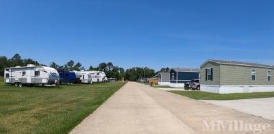Photo 5 of 10 of park located at 3550 Carlyss Drive Sulphur, LA 70665