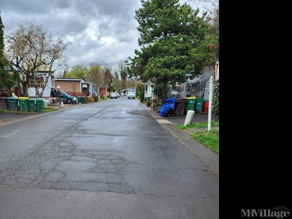 Photo of Hidden Village MHP, Beaverton OR