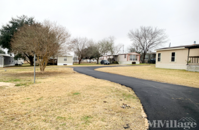 Photo 5 of 5 of park located at 170 Sunny Loop La Vernia, TX 78121
