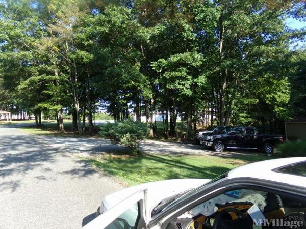 Photo of Twin Oaks Mobile Home Park, Rustburg VA