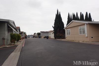 Mobile Home Park in Huntington Beach CA