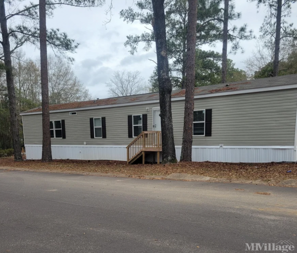 Photo of Shade Tree Mobile Homes Court, Dothan AL