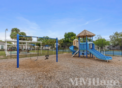 Photo 4 of 15 of park located at 12 Highland Avenue Sorrento, FL 32776