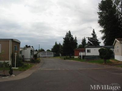 Mobile Home Park in Dundee OR