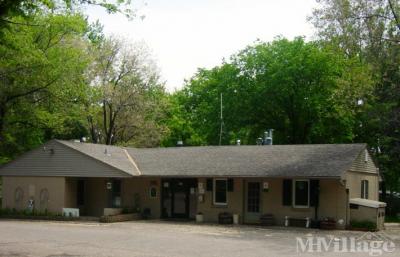 Photo 3 of 9 of park located at 300 Ehlers Avenue Chaska, MN 55318