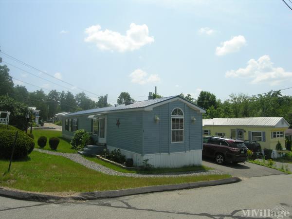 Photo of Wagon Wheel, Londonderry NH