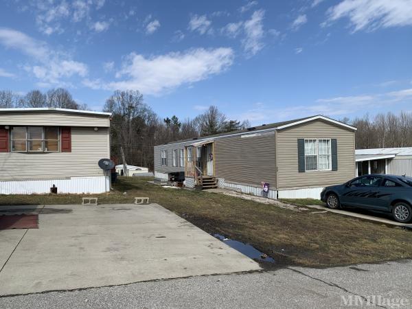 Photo of Lowe's Mobile Home Park, Flatwoods KY