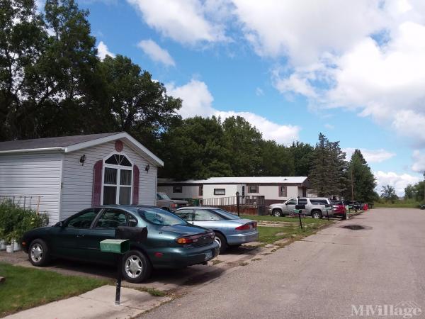 Photo of Viking Lakes Village, Alexandria MN