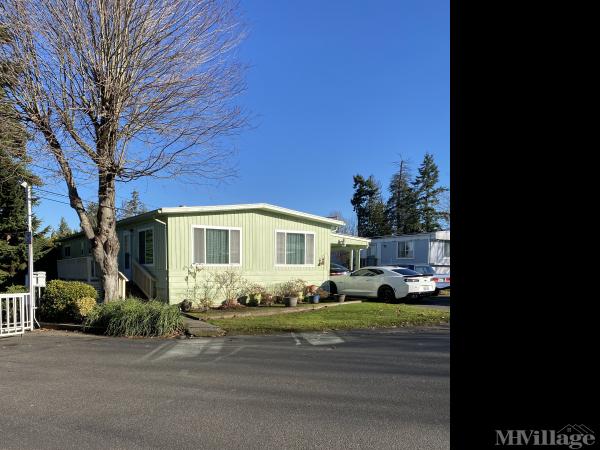 Photo of Colonial Mobile Home Park, Mount Vernon WA