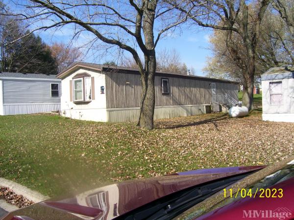 Photo of Pine Ridge Mobile Home Park, Argyle WI