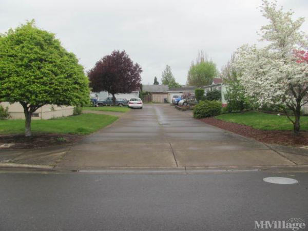 Photo of Rose Bay Manufactured Home Park, Eugene OR