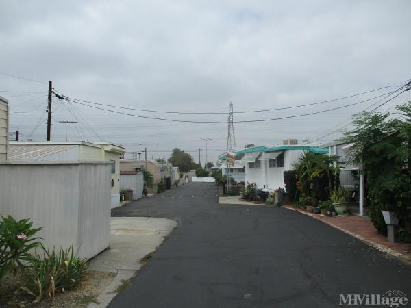 Photo of Bellfair Trailer Park, Bellflower CA