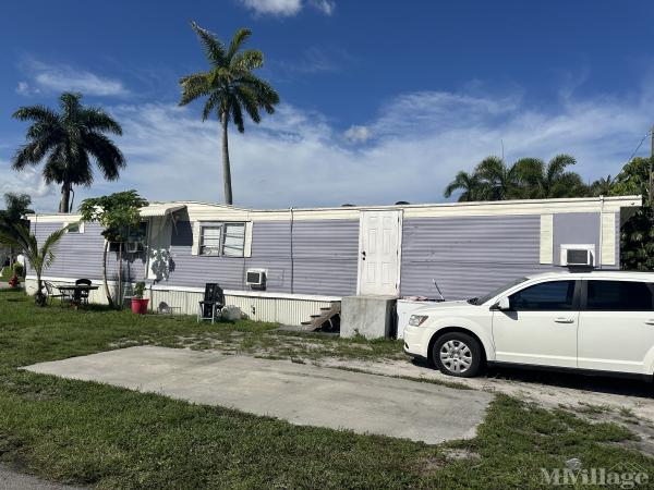 Photo of Al & Lu's Mobile Home Park, West Palm Beach FL