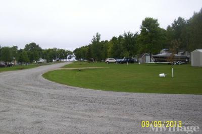 Mobile Home Park in Roosevelt MN