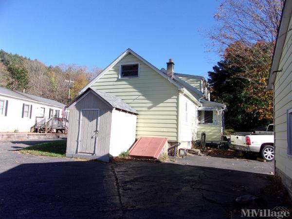 Photo of Cross Residential MHP, Thomaston CT