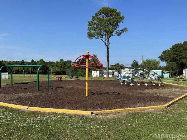 Photo of Sherwood Mobile Home Park, Midway Park NC