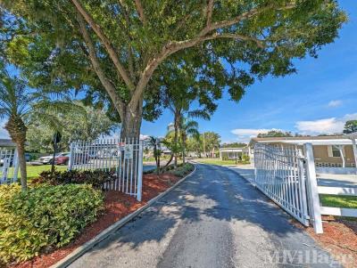 Photo 2 of 5 of park located at 105 Oak Tree Blvd Winter Haven, FL 33880