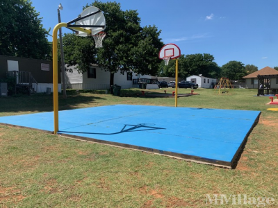 Photo 4 of 7 of park located at 601 South Vista Lane Edmond, OK 73034