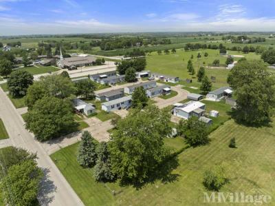 Photo 2 of 32 of park located at 445 NW 6th St Earlham, IA 50072
