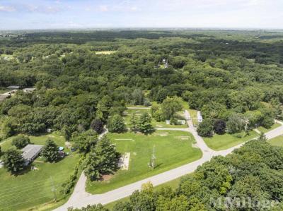 Photo 3 of 16 of park located at 11541 Beaverdale Rd West Burlington, IA 52655