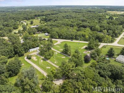 Photo 4 of 16 of park located at 11541 Beaverdale Rd West Burlington, IA 52655