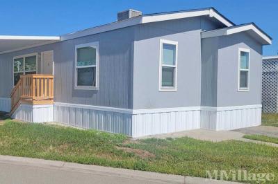 Photo 5 of 13 of park located at 300 N Thompson St Coalinga, CA 93210