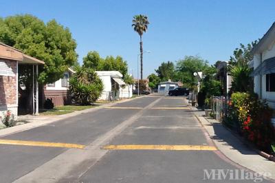 Photo 5 of 11 of park located at 220 S Madera Ave Kerman, CA 93630