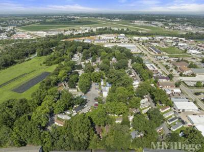 Photo 4 of 33 of park located at 2018 Waterfront Dr Iowa City, IA 52246