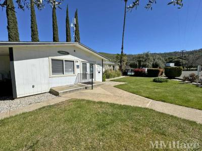 Mobile Home Park in Clearlake Oaks CA