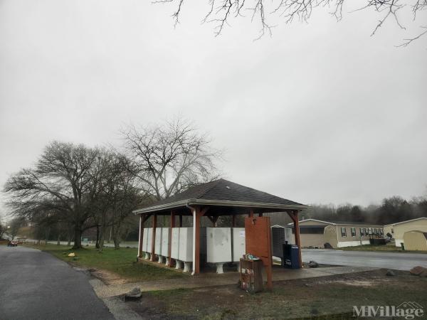 Photo 0 of 2 of park located at 404 Alder Avenue Middletown, DE 19709