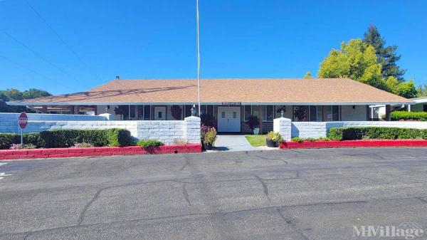 Photo of Starlite Mobile Estates, Redding CA