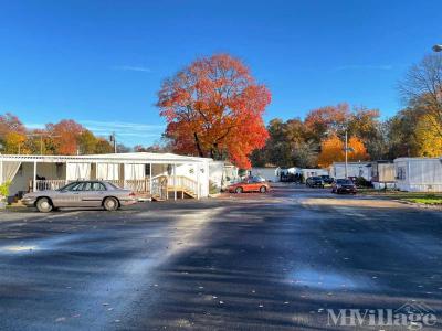 Photo 4 of 7 of park located at Us 1 & Black Horse Lane Monmouth Junction, NJ 08852