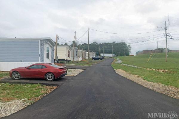 Photo of Three Oaks Mobile Home Park, Newport TN