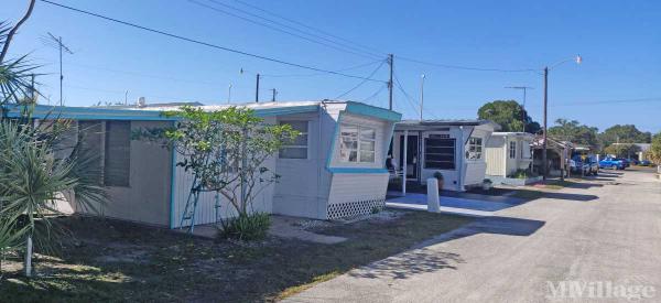 Photo of Tradewinds Mobile Home Park, Bradenton FL