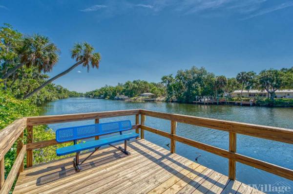 Photo of Bedrock Crescent Lake, Riverview FL