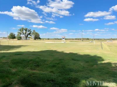 Photo 3 of 5 of park located at 1522 Wilkes Avenue Quincy, IL 62305