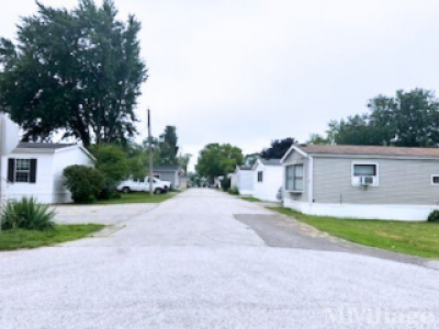 Photo 4 of 12 of park located at 2301 SW Oralabor Rd Unit 23 Ankeny, IA 50023