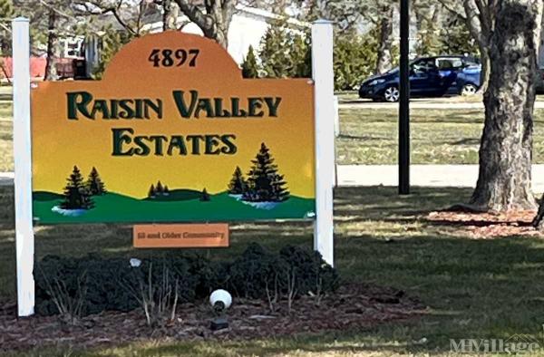 Photo of Raisin Valley Estates, Adrian MI