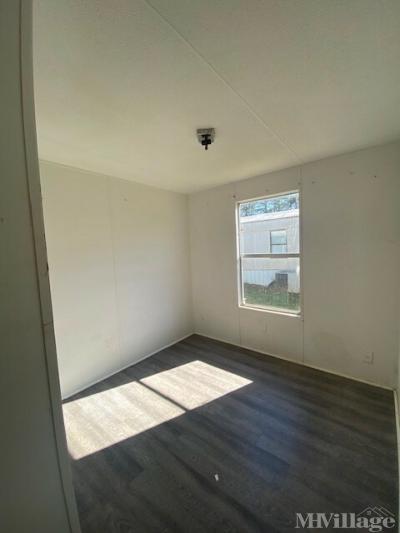 Photo 4 of 6 of park located at 66 Stacy Ann Rd Manchester, TN 37355