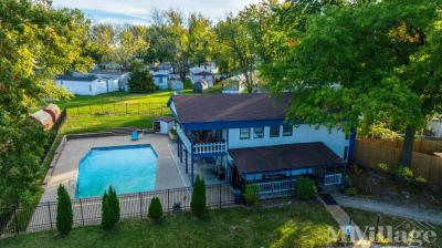 Photo 2 of 6 of park located at 3501 New Haven Rd., #300 Columbia, MO 65201