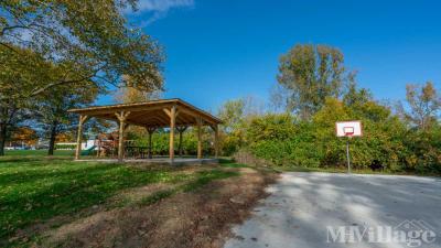 Photo 4 of 5 of park located at 1 Thorn Locust Lane London, OH 43140