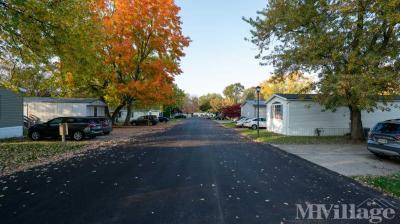 Photo 3 of 5 of park located at 17874 Lincoln Way East Dalton, OH 44618