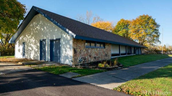 Photo of Raintree Village, Toledo OH