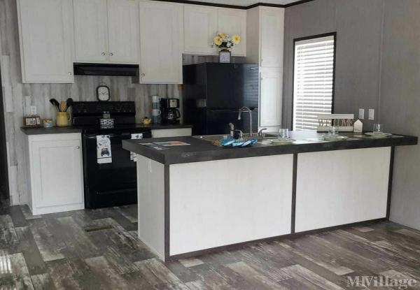 Photo of South Woods Mobile Home Park, Imperial MO