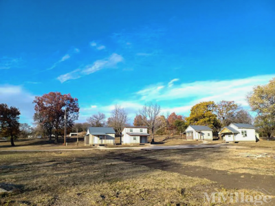 Photo 2 of 3 of park located at 2152 Native Road Fort Scott, KS 66701