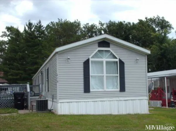 Photo of Suburban Acres Mobile Home Community, Springfield MO